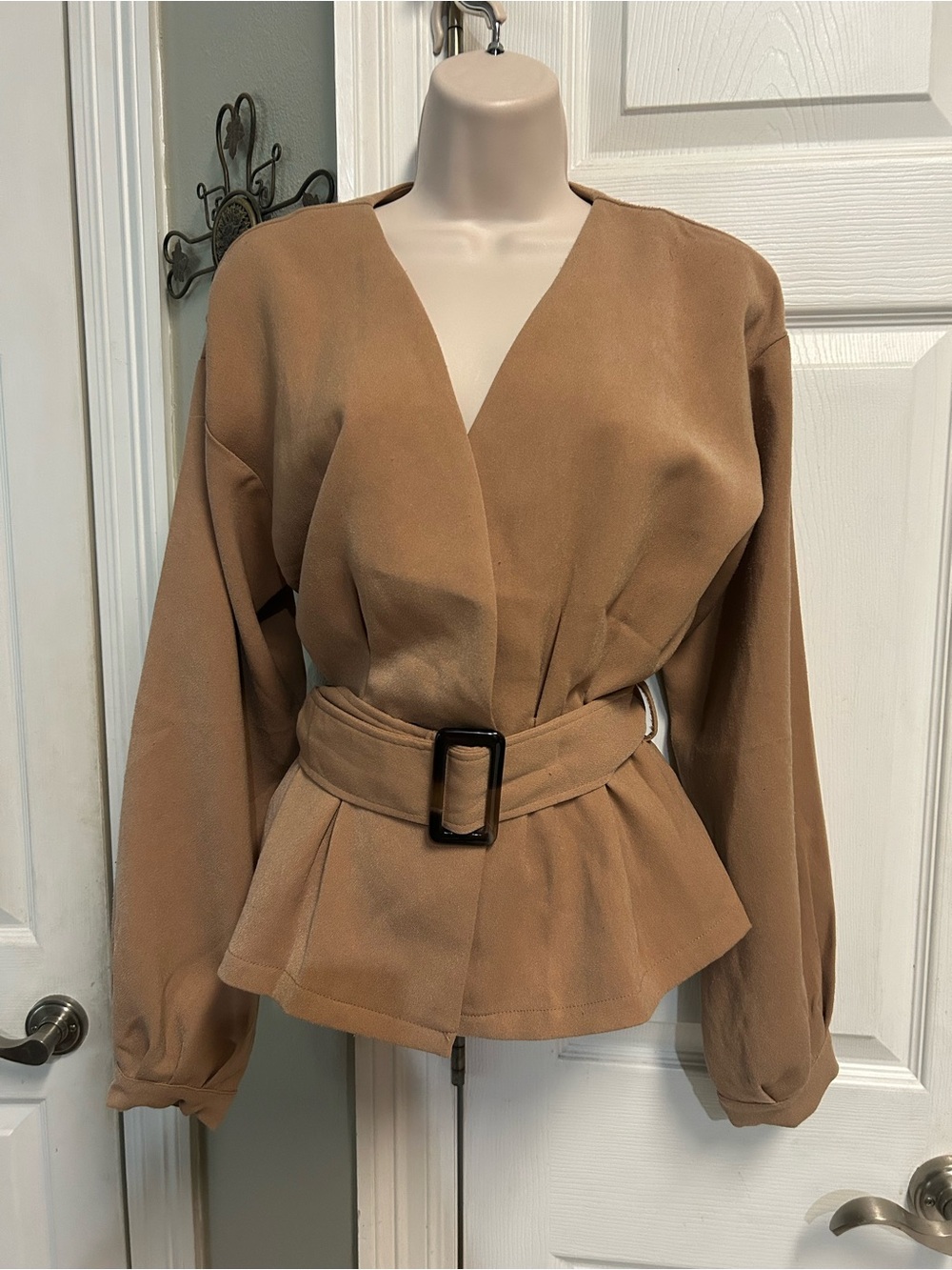 NWT On Twelfth Women's Tan Belted Peplum Jacket Lightweight Boho Chic